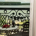 Hotel Danubius View - Luxury And Hall