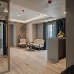 Danubius View - Luxury And Hall Hotel