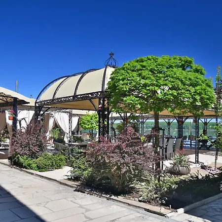 Danubius View - Luxury And Hall 4*