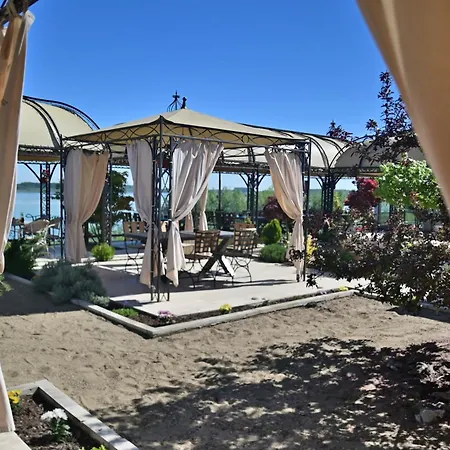 Danubius View - Luxury And Hall ホテル 4*